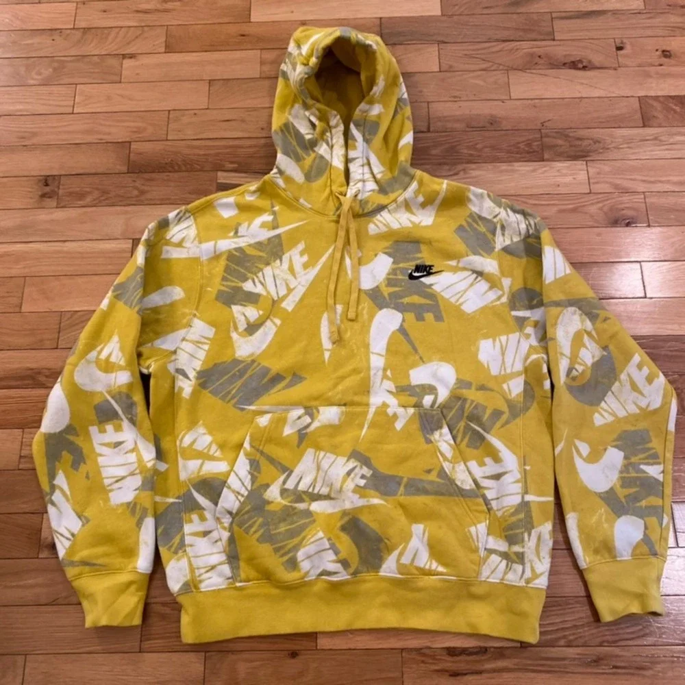 Nike Men's Pullover Hoodie All Over Swoosh Logo‎ Print Yellow Gray Size M